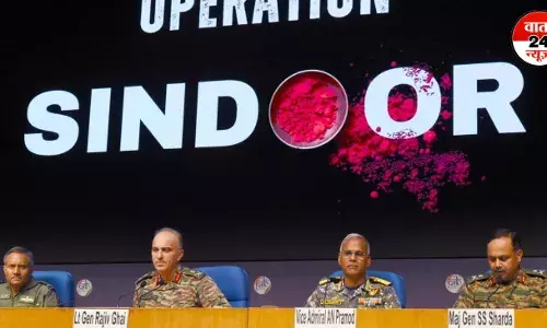 तीन सेनाओं के डीजीएमओ ने पाक को धूल चटाने के पीछे सुनाई वह कहावत जो ऑस्टेलिया के तेज गेंदबाज डेनिस लिली के बॉल से निकली थी, जानें आप भी तीन सेनाओं के डीजीएमओ ने पाक को धूल चटाने के पीछे सुनाई वह कहावत जो ऑस्टेलिया के तेज गेंदबाज डेनिस लिली के बॉल से निकली थी, जानें आप भी