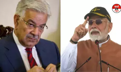 हमने तो आतंकवाद से रिश्ते-नाते... पीएम की आंतकवाद पर दो टूक के बाद पाक में खौफ, रक्षा मंत्री ने दिया बयान हमने तो आतंकवाद से रिश्ते-नाते... पीएम की आंतकवाद पर दो टूक के बाद पाक में खौफ, रक्षा मंत्री ने दिया बयान