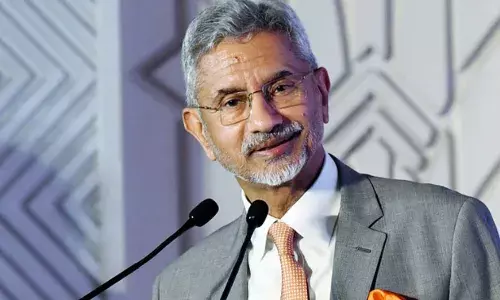 विदेश मंत्री जयशंकर की सुरक्षा बढ़ाई गई, अब वह बुलेटप्रूफ कार में चलेंगे, जानें वजह विदेश मंत्री जयशंकर की सुरक्षा बढ़ाई गई, अब वह बुलेटप्रूफ कार में चलेंगे, जानें वजह