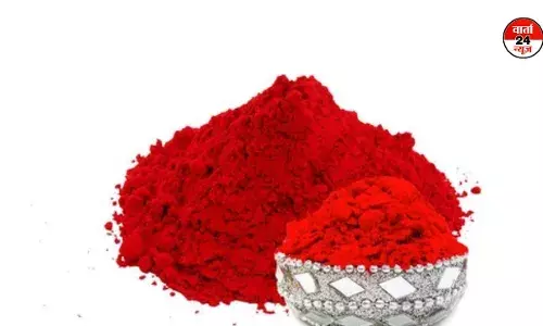 Sindoor:सुहाग का प्रतीक! जानें एक चुटकी सिंदूर के फायदे और नुकसान Sindoor:सुहाग का प्रतीक! जानें एक चुटकी सिंदूर के फायदे और नुकसान