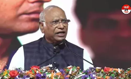 खरगे ने पीएम मोदी पर लगाया बड़ा आरोप, कहा-पहलगाम हमले से तीन दिन पहले खुफिया ने मोदी को सुरक्षा का हवाला देकर कश्मीर जाने से रोका था... खरगे ने पीएम मोदी पर लगाया बड़ा आरोप, कहा-पहलगाम हमले से तीन दिन पहले खुफिया ने मोदी को सुरक्षा का हवाला देकर कश्मीर जाने से रोका था...