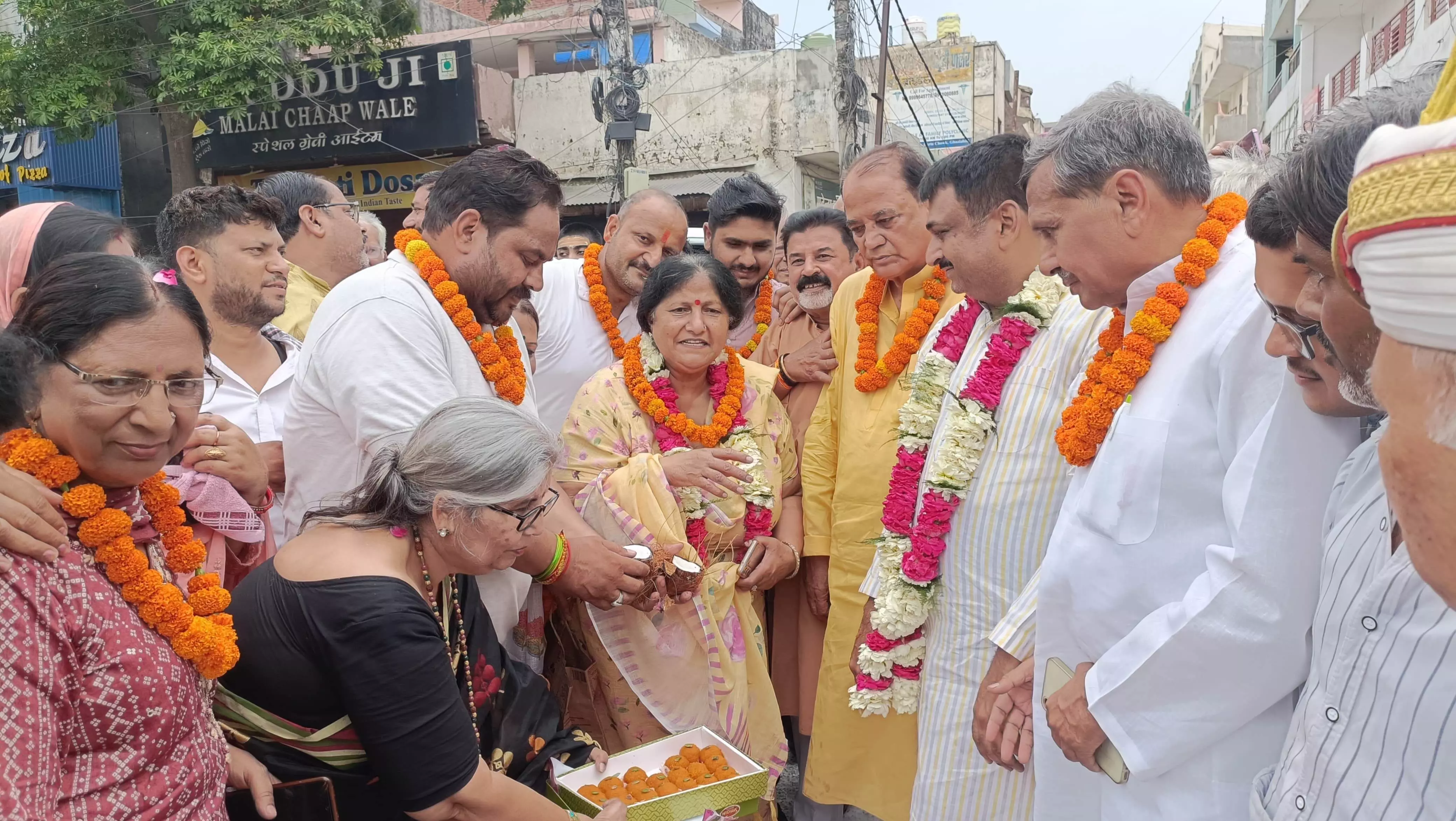 कविनगर ज़ोन में महापौर ने 18 करोड़ के निर्माण कार्यो का किया शिलान्यास