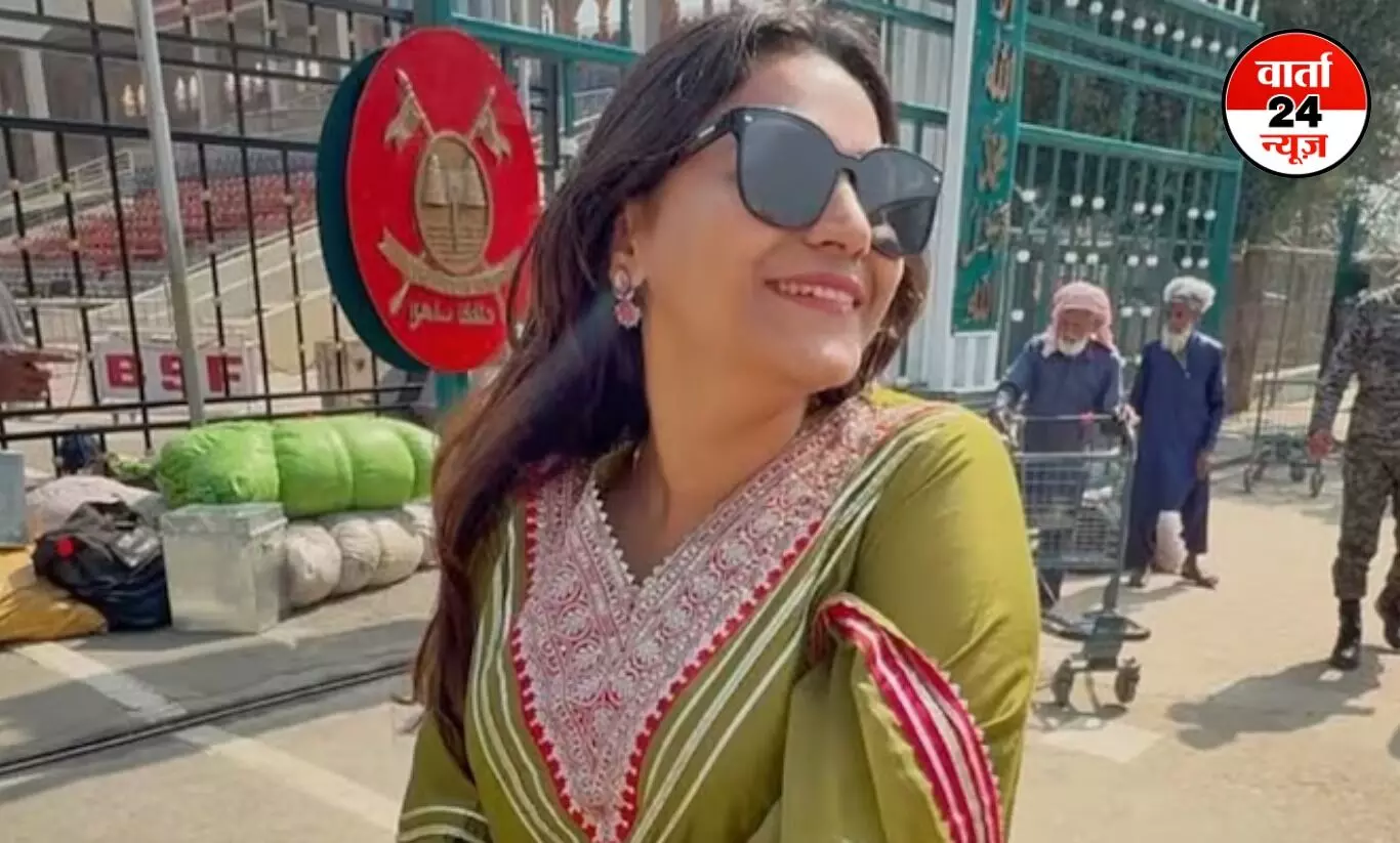 Jyoti Malhotra: ज्योति मल्होत्रा की बढ़ी मुश्किलें, 14 दिन की न्यायिक हिरासत में भेजा गया Jyoti Malhotra: ज्योति मल्होत्रा की बढ़ी मुश्किलें, 14 दिन की न्यायिक हिरासत में भेजा गया