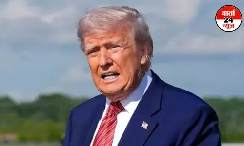 ट्रंप प्रशासन और हार्वर्ड यूनिवर्सिटी के बीच बढ़ रहा विवाद! जानें क्या वीजा इंटरव्यू पर रोक लगाने से भारतीय छात्रों पर पड़ेगा असर? ट्रंप प्रशासन और हार्वर्ड यूनिवर्सिटी के बीच बढ़ रहा विवाद! जानें क्या वीजा इंटरव्यू पर रोक लगाने से भारतीय छात्रों पर पड़ेगा असर?