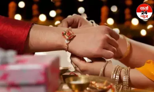 Raksha Bandhan 2025: किस दिन है रक्षाबंधन? जानें क्या होगा राखी बांधने का शुभ मुहूर्त और भद्र काल का प्रभाव Raksha Bandhan 2025: किस दिन है रक्षाबंधन? जानें क्या होगा राखी बांधने का शुभ मुहूर्त और भद्र काल का प्रभाव