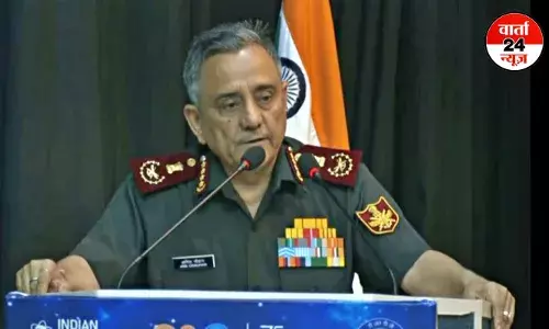 Singapore: सिर्फ भारत नहीं बदला, रणनीति भी बदली है... जानें वैश्विक सुरक्षा सम्मेलन में क्या बोले सीडीएस अनिल चौहान Singapore: सिर्फ भारत नहीं बदला, रणनीति भी बदली है... जानें वैश्विक सुरक्षा सम्मेलन में क्या बोले सीडीएस अनिल चौहान