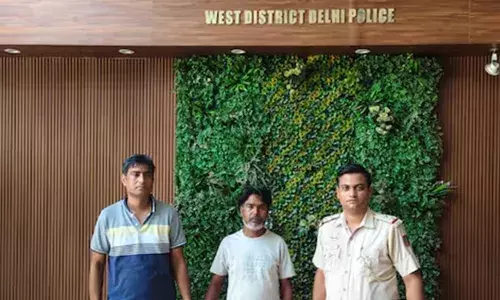 ऐप लिंक के जरिए ठगी करने वाले गिरोह का भंडाफोड़, जामताड़ा का शातिर गिरफ्तार ऐप लिंक के जरिए ठगी करने वाले गिरोह का भंडाफोड़, जामताड़ा का शातिर गिरफ्तार