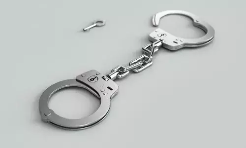 मुंबई एयरपोर्ट पर विदेशी नागरिक के पास से 52 करोड़ रुपये की कोकीन बरामद