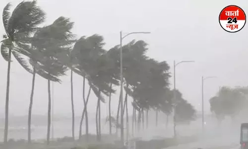 UP Weather: प्रदेश के इन जिलों में आज बूंदाबांदी और तेज हवाओं का अनुमान, शनिवार से लू के चलते तापमान में आएगा 6 डिग्री तक उछाल UP Weather: प्रदेश के इन जिलों में आज बूंदाबांदी और तेज हवाओं का अनुमान, शनिवार से लू के चलते तापमान में आएगा 6 डिग्री तक उछाल