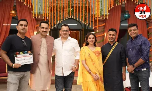 पंकज त्रिपाठी ने शुरू की अपनी नई फिल्म पारिवारिक मनुरंजन की शूटिंग, अदिति राव हैदरी के साथ आएंगे नजर, जानें किस बारे में है कहानी पंकज त्रिपाठी ने शुरू की अपनी नई फिल्म पारिवारिक मनुरंजन की शूटिंग, अदिति राव हैदरी के साथ आएंगे नजर, जानें किस बारे में है कहानी