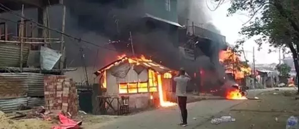 मैतेयी संगठन अरामबाई तेंगोल के नेताजी रिहाई को लेकर समर्थकों ने इंफाल में प्रदर्शन तेज किए
