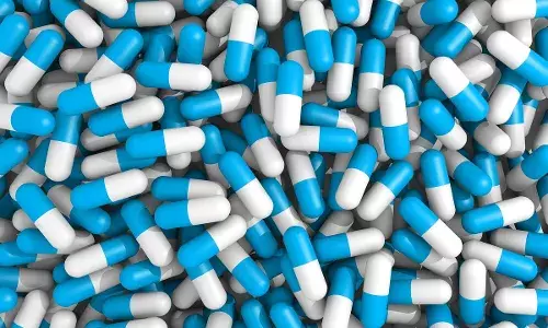 प्रयागराज में एक करोड़ से अधिक की ड्रग्स के साथ युवक गिरफ्तार प्रयागराज में एक करोड़ से अधिक की ड्रग्स के साथ युवक गिरफ्तार