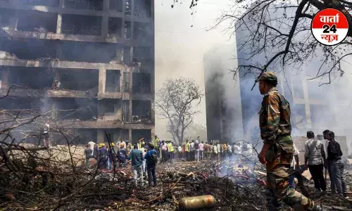 Ahmedabad Plane Crash: चरखी दादरी विमान दुर्घटना के बाद प्लेन क्रैश की दूसरी सबसे बड़ी घटना अहमदाबाद में हुई, जानें भारत में विमान हादसा का इतिहास Ahmedabad Plane Crash: चरखी दादरी विमान दुर्घटना के बाद प्लेन क्रैश की दूसरी सबसे बड़ी घटना अहमदाबाद में हुई, जानें भारत में विमान हादसा का इतिहास