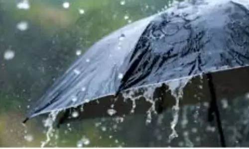मौसम के बदलाव ने यूपी में प्री मानसून की दस्तक दी, यूपी के कई इलाकों में भारी वर्षा की चेतावनी मौसम के बदलाव ने यूपी में प्री मानसून की दस्तक दी, यूपी के कई इलाकों में भारी वर्षा की चेतावनी