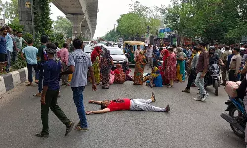 UP: मुरादनगर थाने के सामने युवक पर ताबड़तोड़ फायरिंग, जानें कितनी छोटी सी बात पर दबंगों की दुस्साहस