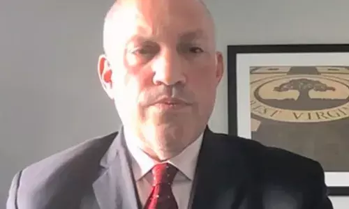 मुनीर को पाकिस्तान बुलाने पर भड़के माइकल रुबिन, कहा-फिर से अमेरिका को अपनी चाल में फंसाना चाहता है पाकिस्तान, जानें कौन हैं रुबिन मुनीर को पाकिस्तान बुलाने पर भड़के माइकल रुबिन, कहा-फिर से अमेरिका को अपनी चाल में फंसाना चाहता है पाकिस्तान, जानें कौन हैं रुबिन