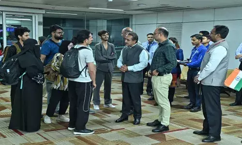 ऑपरेशन सिंधु के तहत ईरान से लौटे भारतीय छात्रों ने सुनाई खौफनाक आपबीती ऑपरेशन सिंधु के तहत ईरान से लौटे भारतीय छात्रों ने सुनाई खौफनाक आपबीती