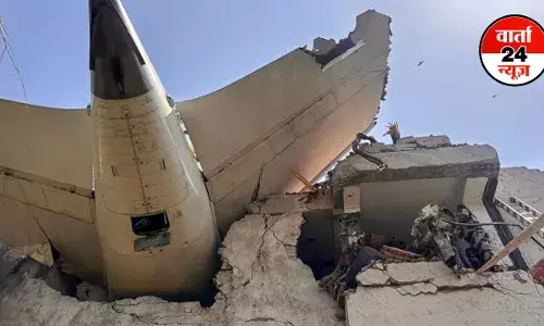 DGCA के एक्शन का एयर इंडिया पर कोई असर नहीं! चेन्नई में यात्रियों का सामान छोड़कर पटना पहुंची फ्लाइट, हंगामा DGCA के एक्शन का एयर इंडिया पर कोई असर नहीं! चेन्नई में यात्रियों का सामान छोड़कर पटना पहुंची फ्लाइट, हंगामा