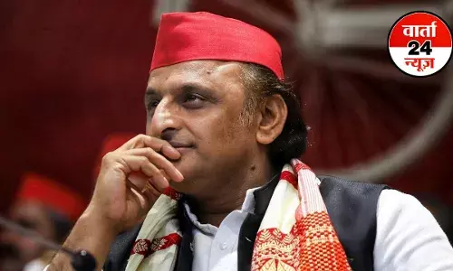 UP: सपा का तीन विधायकों पर कड़ा एक्शन! राकेश प्रताप सिंह, अभय सिंह और मनोज कुमार पांडेय को पार्टी से किया बाहर, जानें क्या है वजह UP: सपा का तीन विधायकों पर कड़ा एक्शन! राकेश प्रताप सिंह, अभय सिंह और मनोज कुमार पांडेय को पार्टी से किया बाहर, जानें क्या है वजह