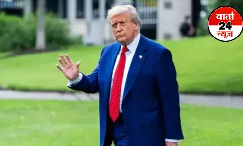 ईरान पर बम मत गिराओ ...अमेरिकी राष्ट्रपति डोनाल्ड ट्रंप ने कहा-ईरान और इजरायल ने सीजफायर का किया उल्लंघन ईरान पर बम मत गिराओ ...अमेरिकी राष्ट्रपति डोनाल्ड ट्रंप ने कहा-ईरान और इजरायल ने सीजफायर का किया उल्लंघन