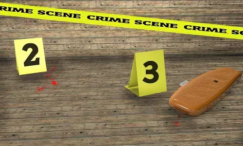 यूपी: Hathras में मंदिर के पास साध्वी का शव मिला, साथी साधु पर हत्या का शक यूपी: Hathras में मंदिर के पास साध्वी का शव मिला, साथी साधु पर हत्या का शक