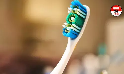 अजीबोगरीब: 52 साल तक पेट में टूथब्रश लेकर जिया यह शख्स, डॉक्टर भी रह गए हैरान