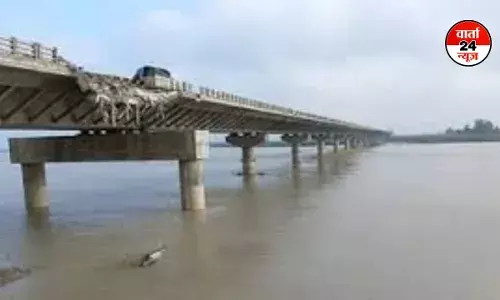 BIHAR: बिहार में बन रहा सबसे बड़ा पुल तीसरी बार हुआ हादसे का शिकार! इस बार सिगमेंट कोसी नदी में समा गया