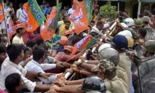 Kolkata Gang Rape: जांच के लिए भाजपा ने बनाई कमेटी तो SIT भी गठित, बीजेपी बंगाल अध्यक्ष हिरासत में