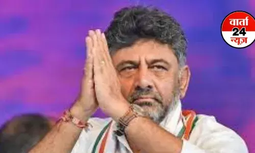 कर्नाटक में विधायक एच ए इकबाल हुसैन के दावे के बाद सियासी हलचल तेज! इन्हें बनाया जा सकता सीएम कर्नाटक में विधायक एच ए इकबाल हुसैन के दावे के बाद सियासी हलचल तेज! इन्हें बनाया जा सकता सीएम