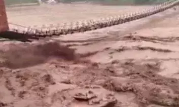 Himachal: बारिश का कहर जारी, मंडी में बादल फटने से तबाही मची, तीन की मौत, 30 से अधिक लापता