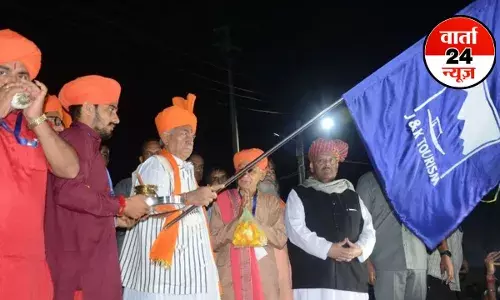 Amarnath Yatra 2025: बम बम भोले जयकारे के साथ अमरनाथ यात्रा का आगाज, LG मनोज सिन्हा ने जम्मू से पहला जत्था किया रवाना Amarnath Yatra 2025: बम बम भोले जयकारे के साथ अमरनाथ यात्रा का आगाज, LG मनोज सिन्हा ने जम्मू से पहला जत्था किया रवाना