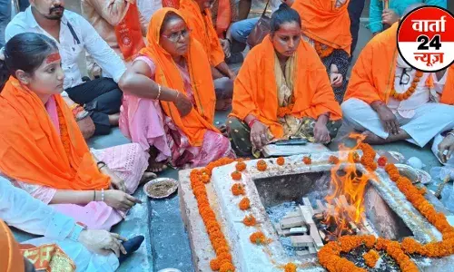 विश्व हिंदू रक्षा परिषद ने एक दर्जन लोगों को घर वापसी कराया, फिर से बनाए गए हिंदू , जानें क्या लालच देकर बनाया था मुसलमान