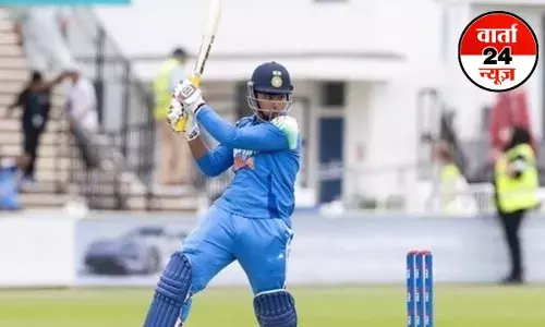 Vaibhav Suryavanshi: वैभव सूर्यवंशी की आंधी में उड़ी इंग्लैंड की टीम! शतक से चूके, लेकिन अपने नाम यह रिकॉर्ड किया दर्ज Vaibhav Suryavanshi: वैभव सूर्यवंशी की आंधी में उड़ी इंग्लैंड की टीम! शतक से चूके, लेकिन अपने नाम यह रिकॉर्ड किया दर्ज