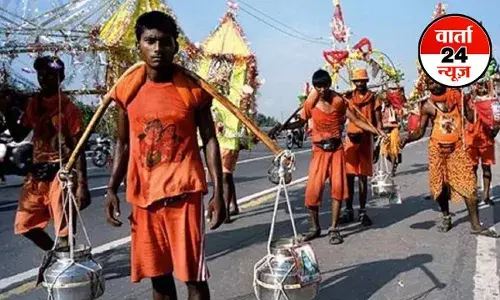 Kanwar Yatra: हरिद्वार में कांवड़ियों और पुलिस के बीच हुई झड़प से बढ़ा विवाद, गंगाजल रखकर किया सड़क जाम Kanwar Yatra: हरिद्वार में कांवड़ियों और पुलिस के बीच हुई झड़प से बढ़ा विवाद, गंगाजल रखकर किया सड़क जाम