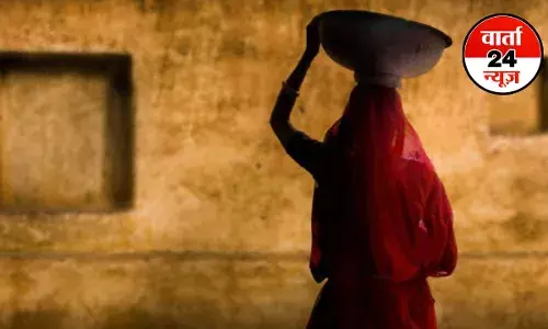 झाड़-फूंक के बहाने तांत्रिक ने महिला से किया दुष्कर्म, बेटा होने का दिया था लालच झाड़-फूंक के बहाने तांत्रिक ने महिला से किया दुष्कर्म, बेटा होने का दिया था लालच