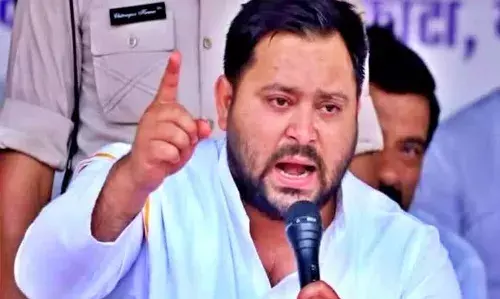 पूछिए पैसा कहां से आएगा..., नीतीश कैबिनेट के एक करोड़ नौकरी वाले ऐलान पर तेजस्वी यादव ने कसा तंज, जानें क्या बोले नेता प्रतिपक्ष पूछिए पैसा कहां से आएगा..., नीतीश कैबिनेट के एक करोड़ नौकरी वाले ऐलान पर तेजस्वी यादव ने कसा तंज, जानें क्या बोले नेता प्रतिपक्ष