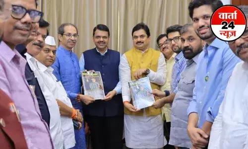 क्या महाराष्ट्र की राजनीति में होने वाला है बड़ा उलटफेर ? सीएम फडणवीस और उद्धव ठाकरे के बीच बंद कमरे में हुई मीटिंग... क्या महाराष्ट्र की राजनीति में होने वाला है बड़ा उलटफेर ? सीएम फडणवीस और उद्धव ठाकरे के बीच बंद कमरे में हुई मीटिंग...