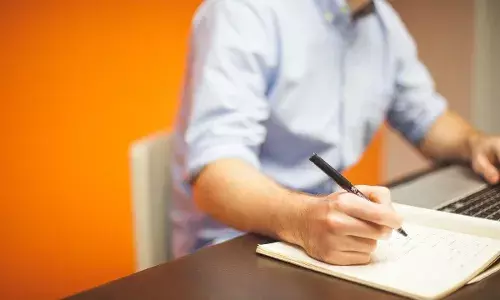 चार दिन का कार्यसप्ताह कर्मचारियों के मानसिक और शारीरिक स्वास्थ्य के लिए लाभकारी: अध्ययन चार दिन का कार्यसप्ताह कर्मचारियों के मानसिक और शारीरिक स्वास्थ्य के लिए लाभकारी: अध्ययन