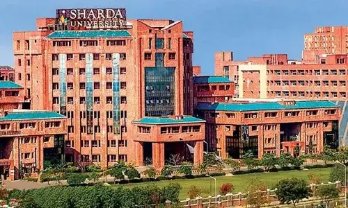 Sharda University: ज्योति शर्मा सुसाइड केस में विश्वविद्यालय की आंतरिक जांच समिति की कल आएगी रिपोर्ट! छात्रा की मां ने यह दी चेतावनी Sharda University: ज्योति शर्मा सुसाइड केस में विश्वविद्यालय की आंतरिक जांच समिति की कल आएगी रिपोर्ट! छात्रा की मां ने यह दी चेतावनी