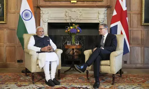 FTA पर हो गए हस्ताक्षर : प्रधानमंत्री ने कहा- ब्रिटेन और भारत अब साझेदार, आज का दिन ऐतिहासिक FTA पर हो गए हस्ताक्षर : प्रधानमंत्री ने कहा- ब्रिटेन और भारत अब साझेदार, आज का दिन ऐतिहासिक