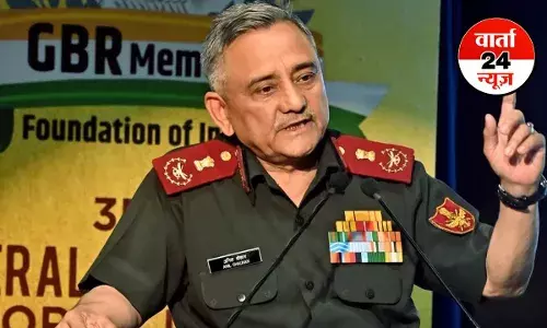 ऑपरेशन सिंदूर अभी जारी है...CDS जनरल अनिल चौहान का बड़ा बयान, कहा-आने वाले समय में सभी तरह के युद्धों के लिए होना होगा तैयार ऑपरेशन सिंदूर अभी जारी है...CDS जनरल अनिल चौहान का बड़ा बयान, कहा-आने वाले समय में सभी तरह के युद्धों के लिए होना होगा तैयार