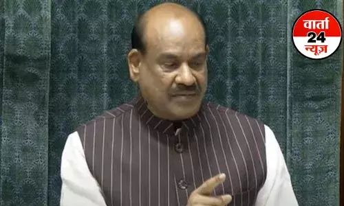 विपक्षी सांसदों पर भड़के लोकसभा अध्यक्ष ओम बिरला, कहा- आप ऑपरेशन सिंदूर पर चर्चा चाहते हैं या नहीं? विपक्षी सांसदों पर भड़के लोकसभा अध्यक्ष ओम बिरला, कहा- आप ऑपरेशन सिंदूर पर चर्चा चाहते हैं या नहीं?