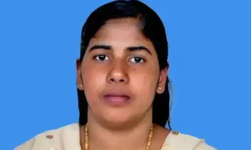 Nimisha Priya Case: निमिषा प्रिया की मौत की सजा पलटने का दावा फर्जी, जानें किसने उड़ाई यह अफवाह Nimisha Priya Case: निमिषा प्रिया की मौत की सजा पलटने का दावा फर्जी, जानें किसने उड़ाई यह अफवाह