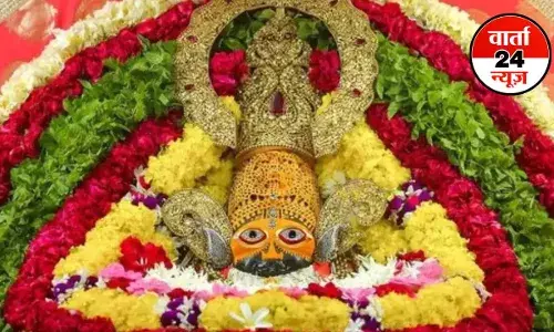 Khatu Shayam: खाटू श्याम जी के दर्शन करने जाएं तो जरूर करें ये काम, मिलेगी बाबा की कृपा! जानें उपाय