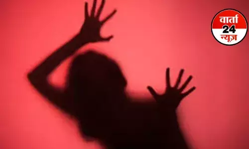 शर्मनाक: खंडहर में किशोरी के साथ किया बलात्कार, जानें किस बहाने से लड़की को खंडहर तक ले गया शर्मनाक: खंडहर में किशोरी के साथ किया बलात्कार, जानें किस बहाने से लड़की को खंडहर तक ले गया