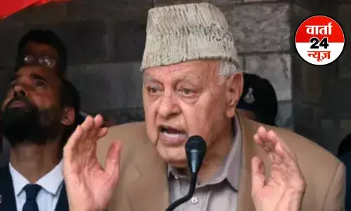 आतंकवाद को लेकर फारूक अब्दुल्ला का विवादित बयान! कहा-आतंकवाद कभी खत्म नहीं होगा जब तक... आतंकवाद को लेकर फारूक अब्दुल्ला का विवादित बयान! कहा-आतंकवाद कभी खत्म नहीं होगा जब तक...