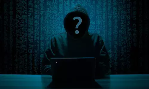 शेयर बाजार में मोटे मुनाफे का झांसा देकर सेवानिवृत्त व्यक्ति से 2.60 करोड़ की ठगी शेयर बाजार में मोटे मुनाफे का झांसा देकर सेवानिवृत्त व्यक्ति से 2.60 करोड़ की ठगी