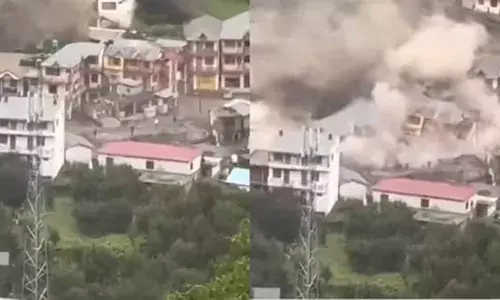 उत्तरकाशी में बादल फटा, चार की मौत की पुष्टि, अभिनेत्री उर्वशी रौतेला ने दिया भावुक संदेश उत्तरकाशी में बादल फटा, चार की मौत की पुष्टि, अभिनेत्री उर्वशी रौतेला ने दिया भावुक संदेश