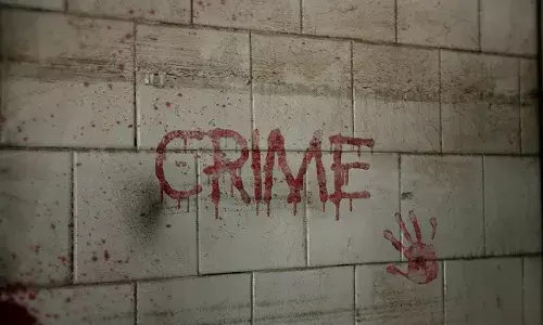 बैंक कर्मचारी महिला ने झूठे दुष्कर्म के केस में फंसाया पूर्व प्रेमी, ज़मानत NOC के लिए मांगी 1 करोड़ रुपये की मांग बैंक कर्मचारी महिला ने झूठे दुष्कर्म के केस में फंसाया पूर्व प्रेमी, ज़मानत NOC के लिए मांगी 1 करोड़ रुपये की मांग