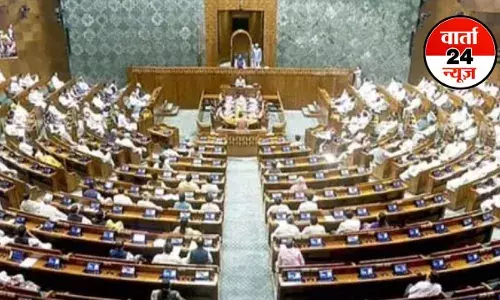 SIR पर चर्चा की मांग को लेकर विपक्षी सांसदों का विरोध प्रदर्शन, राज्यसभा सुबह 11 अगस्त और लोकसभा आज 3 बजे तक स्थगित SIR पर चर्चा की मांग को लेकर विपक्षी सांसदों का विरोध प्रदर्शन, राज्यसभा सुबह 11 अगस्त और लोकसभा आज 3 बजे तक स्थगित